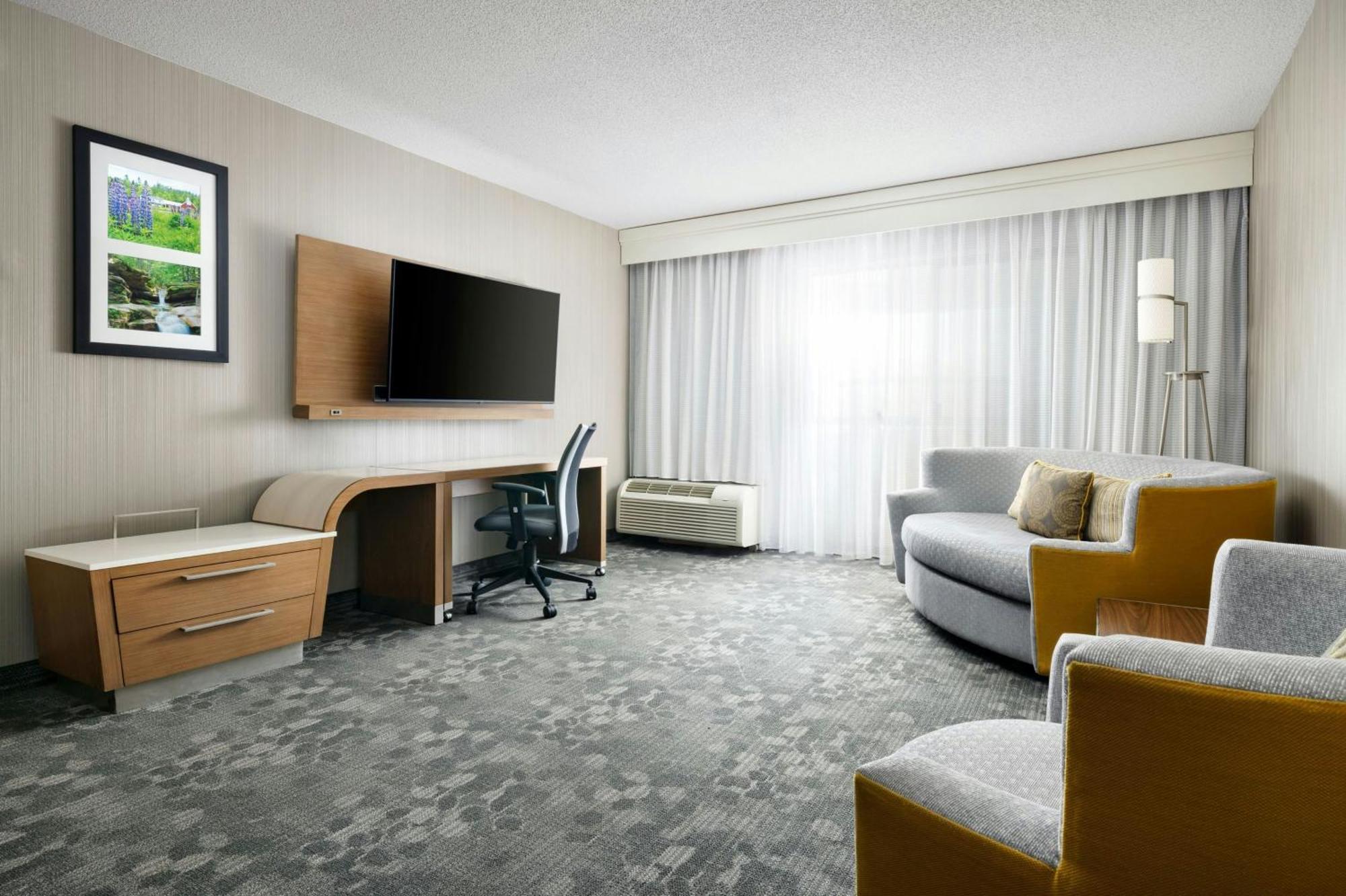 מלון Courtyard By Marriott קונקורד מראה חיצוני תמונה